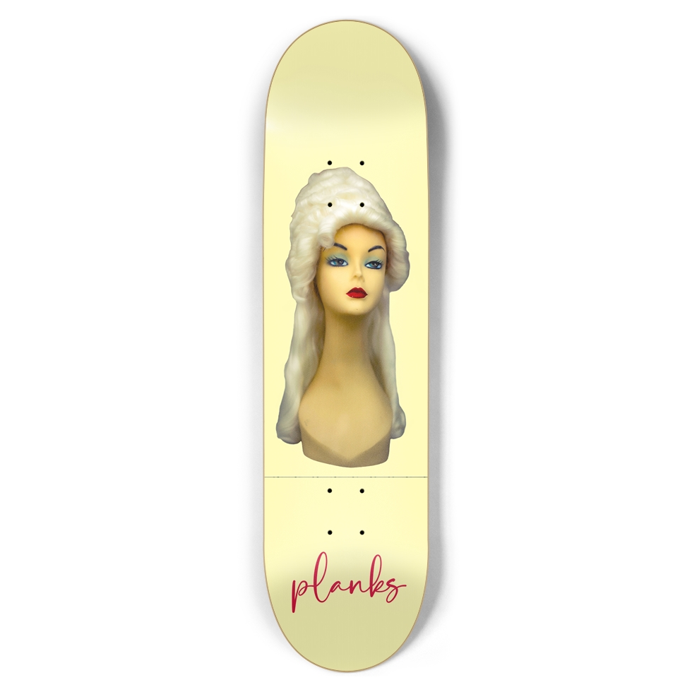 Mannequin2 Skateboard